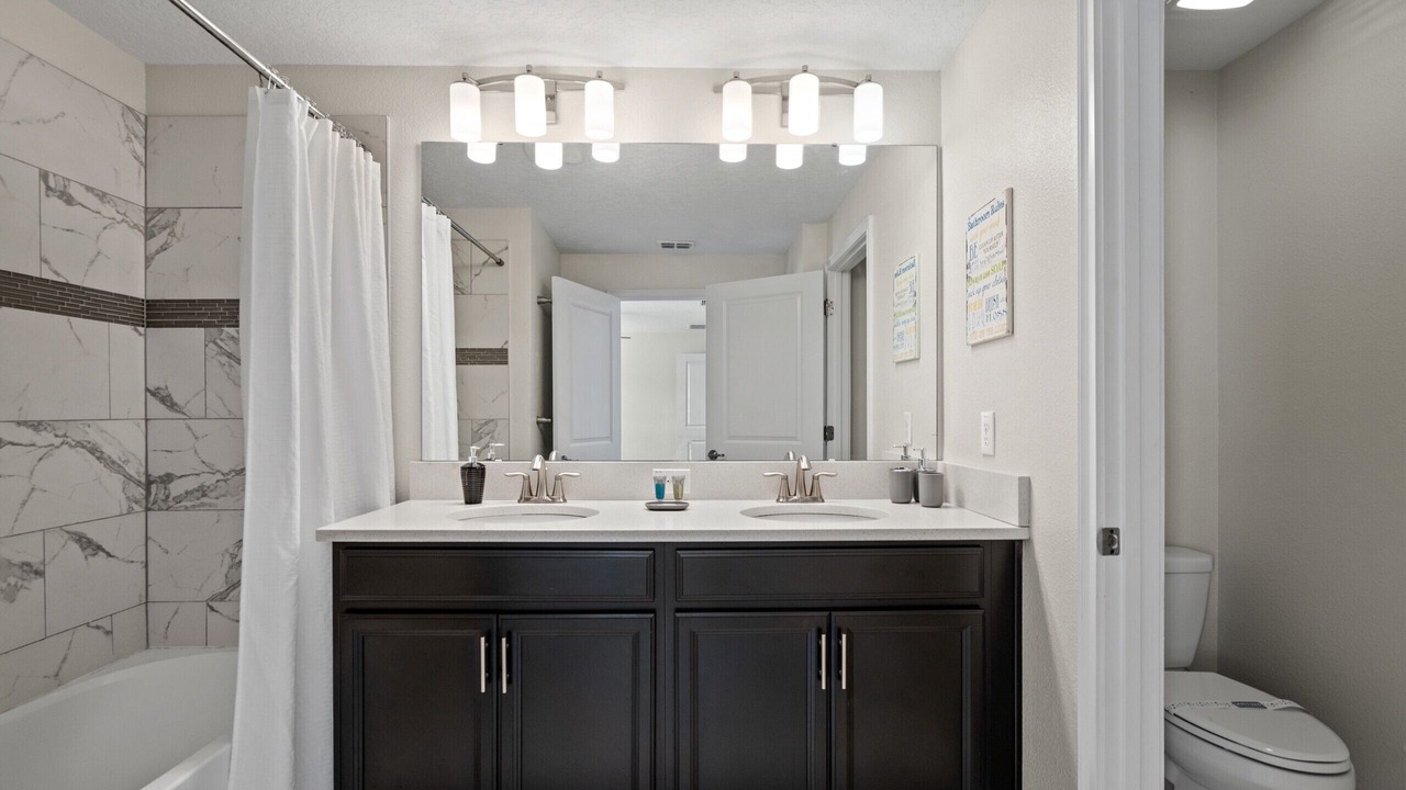 Photo of Bathroom in Davenport