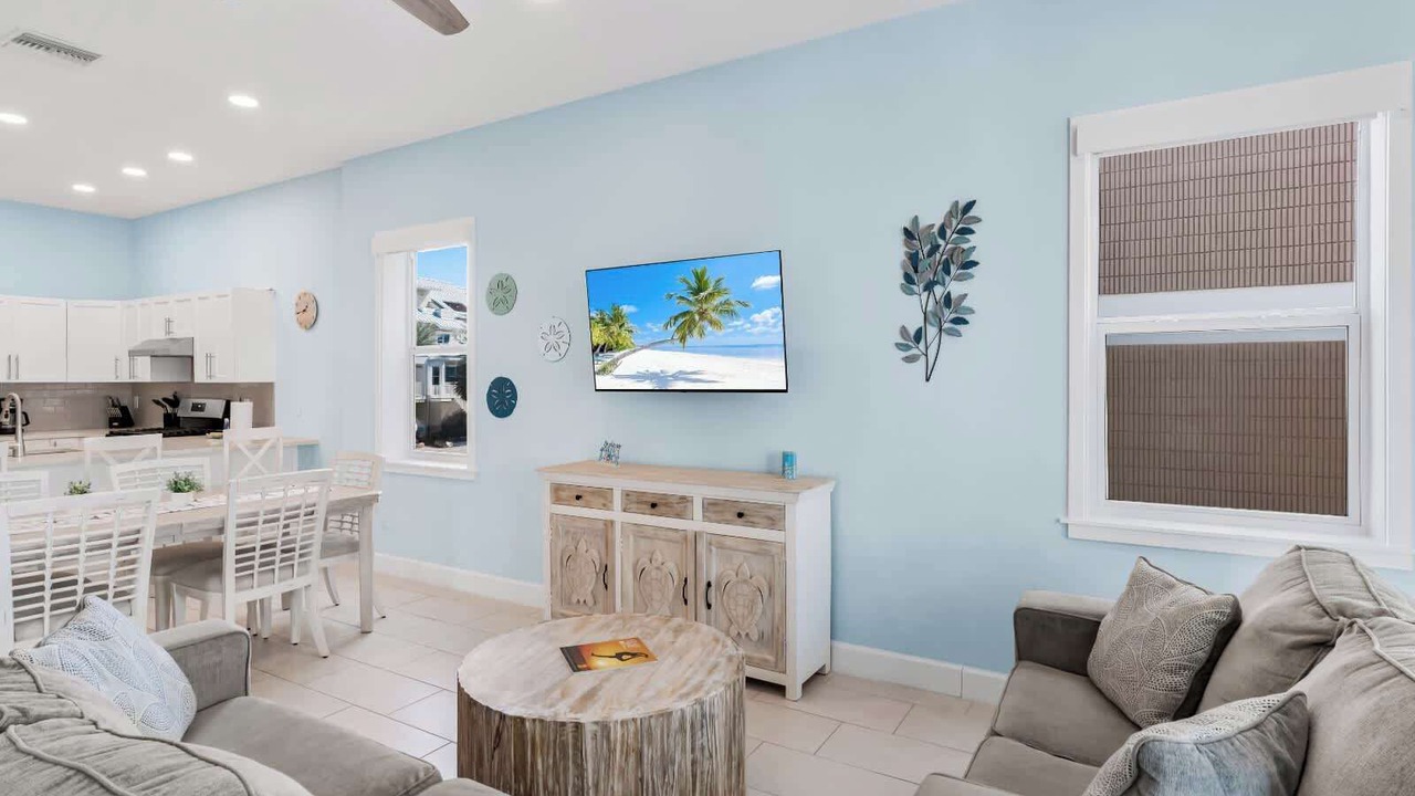 Photo of Livingroom in Indian Shores