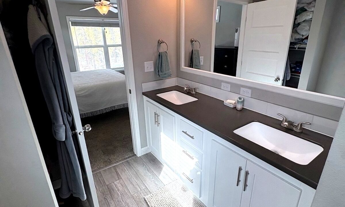 Photo of Bathroom in Leadville North