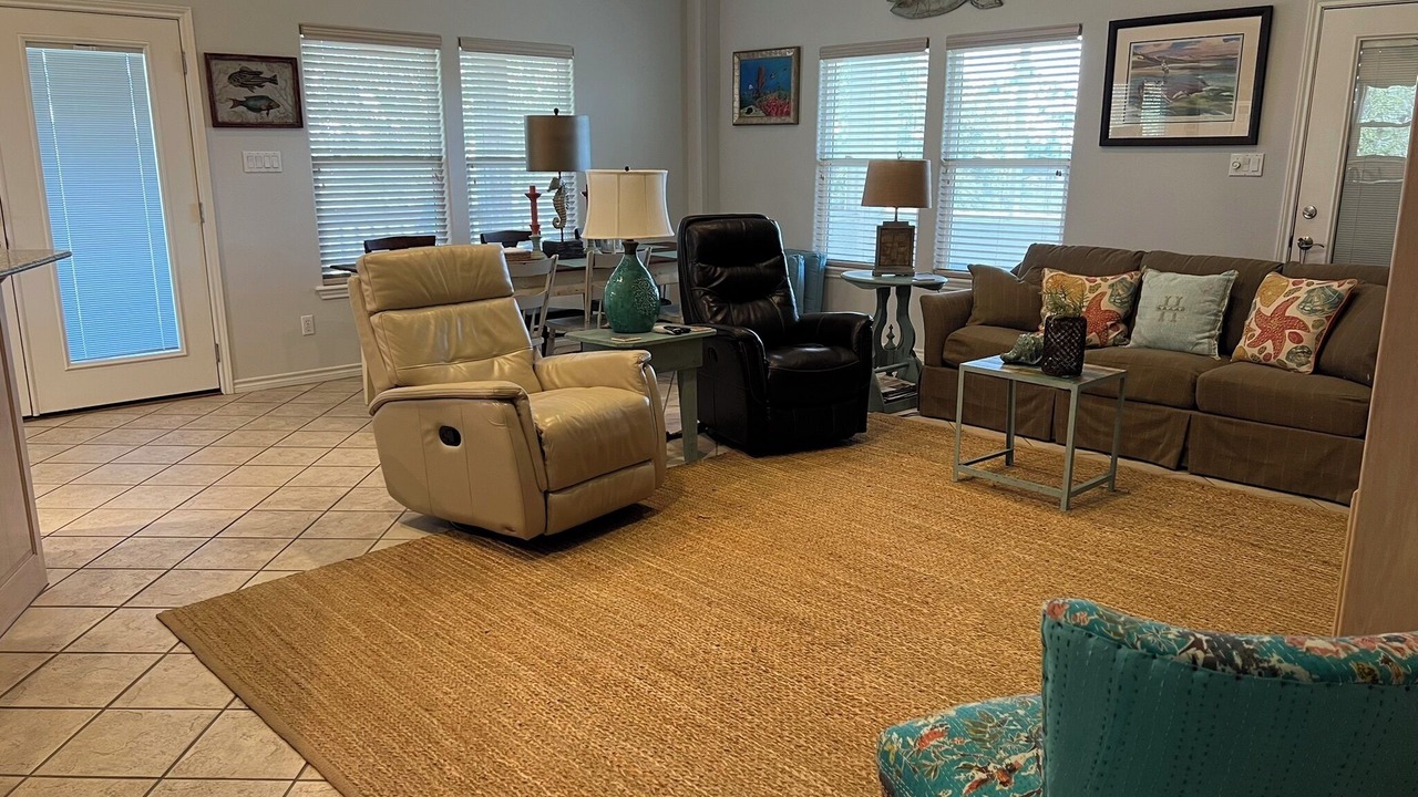 Photo of Livingroom in Port O Connor