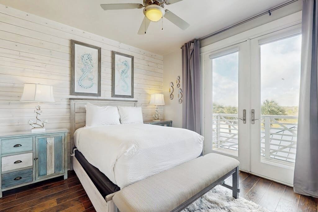 Photo of Bedroom in Rockport