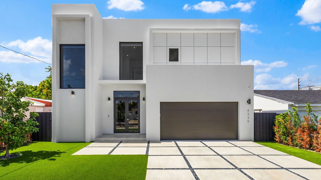 Photo of Outdoor in Ludlam