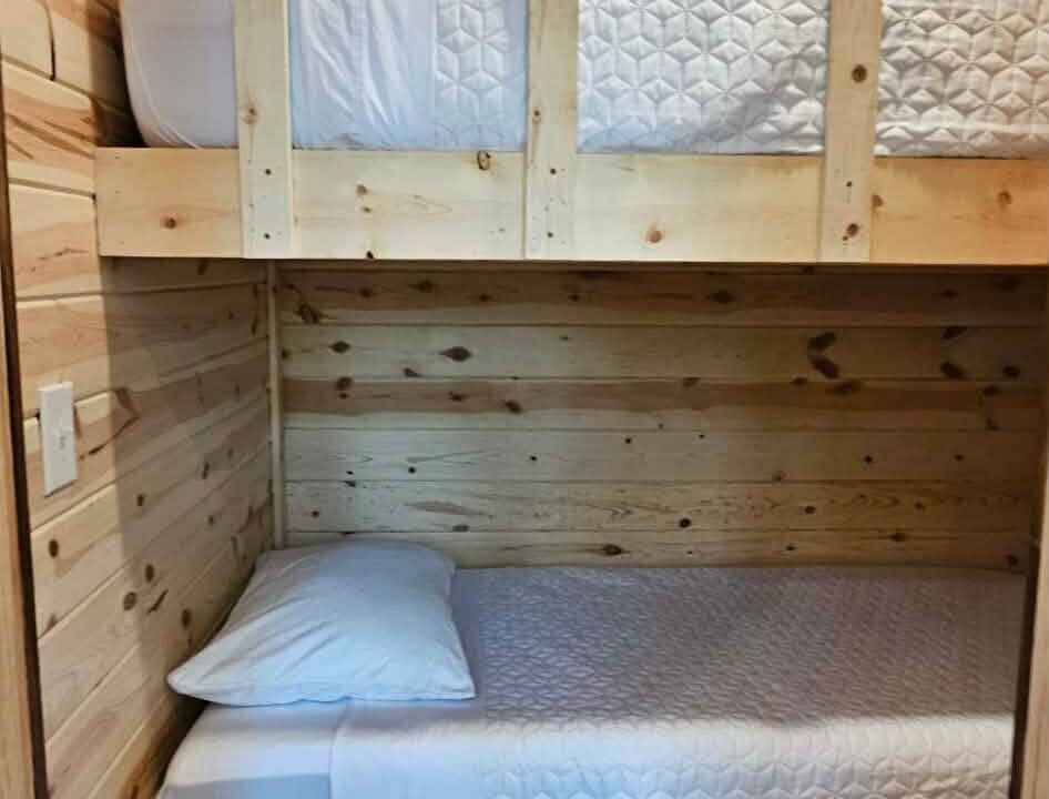 Photo of Bedroom in Pittsburg