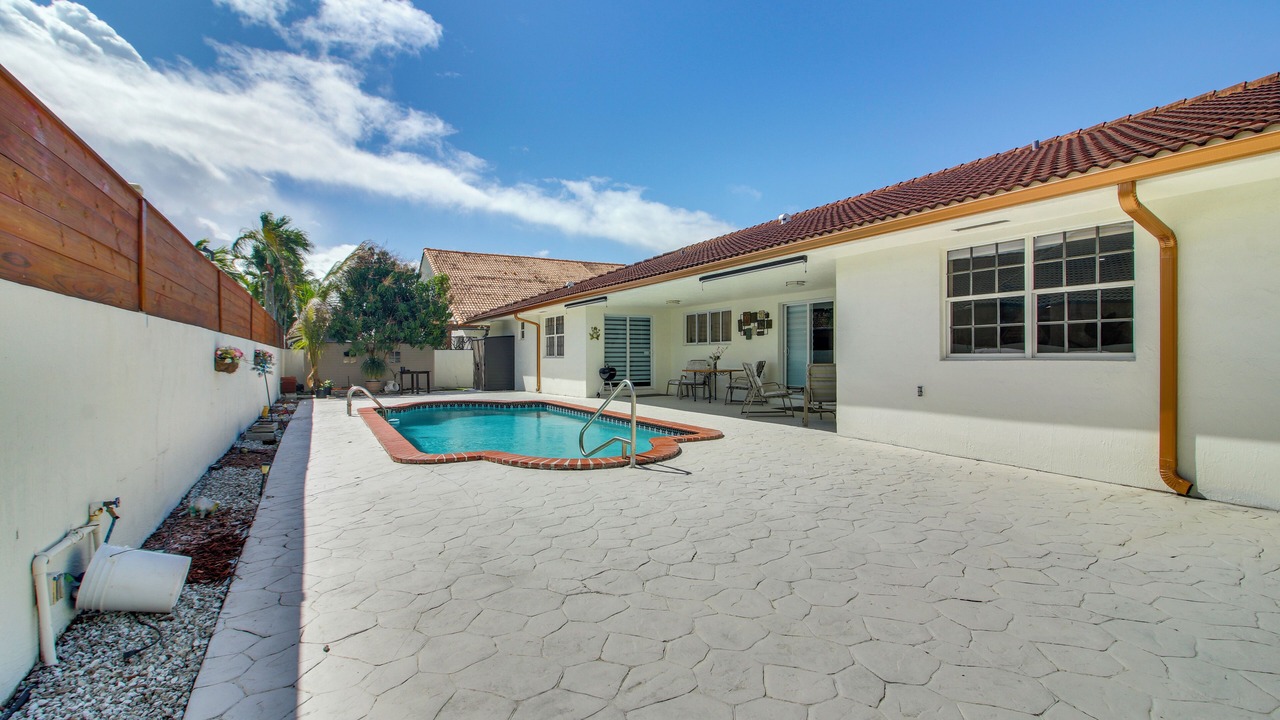 Photo of Outdoor in Country Club