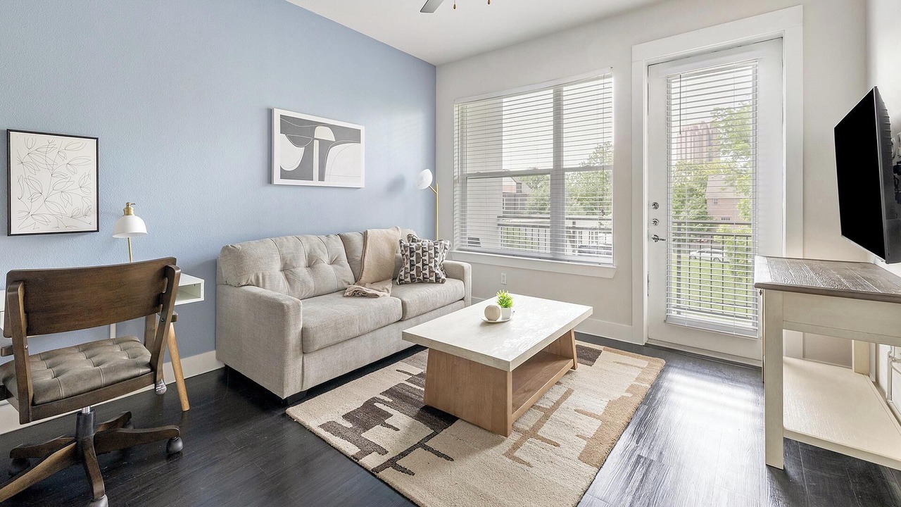 Photo of Livingroom in Old East Dallas