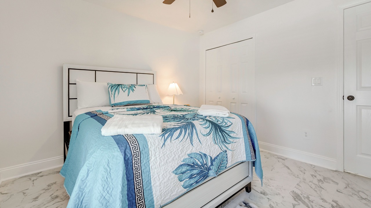 Photo of Bedroom in Lake Magdalene