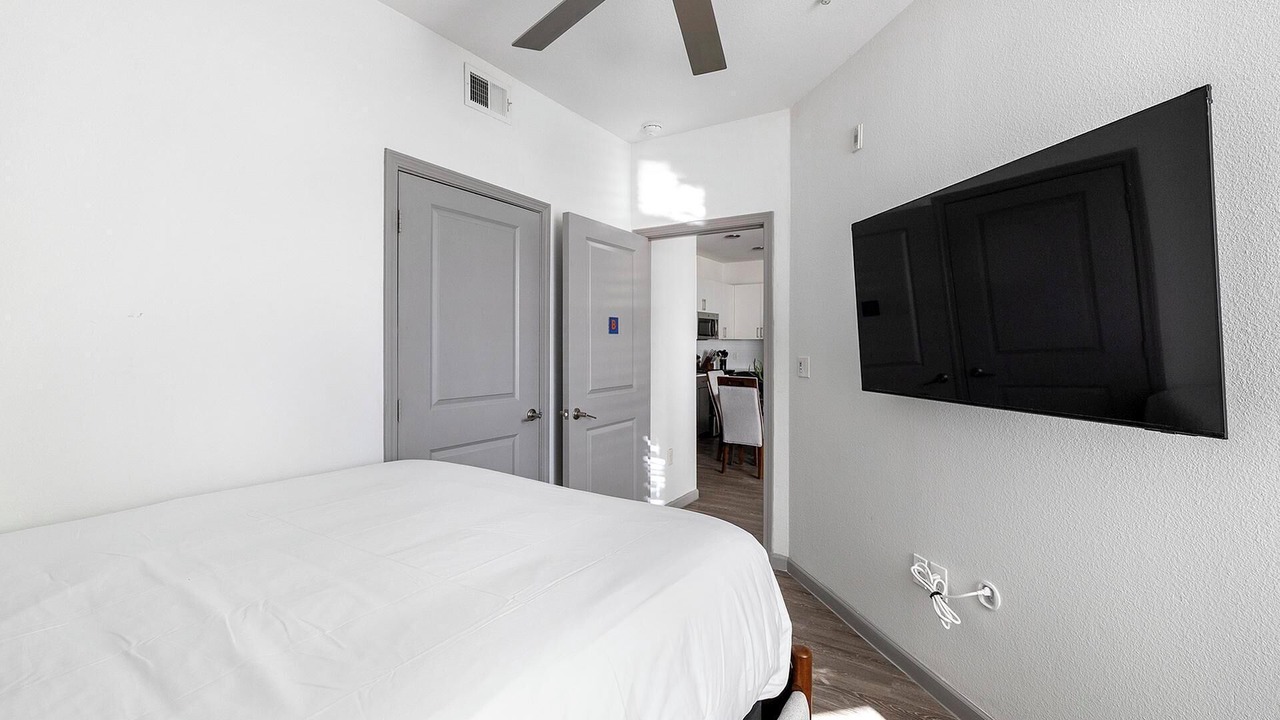 Photo of Bedroom in Central Arlington
