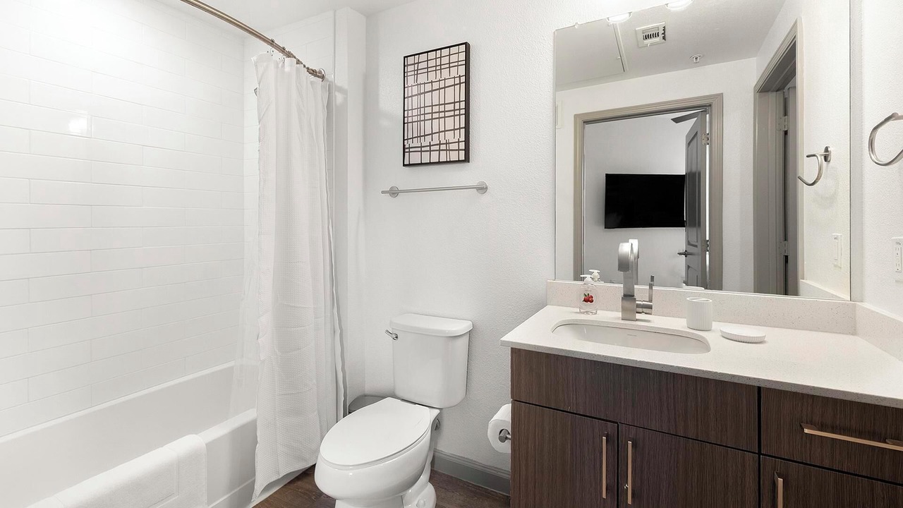 Photo of Bathroom in Central Arlington