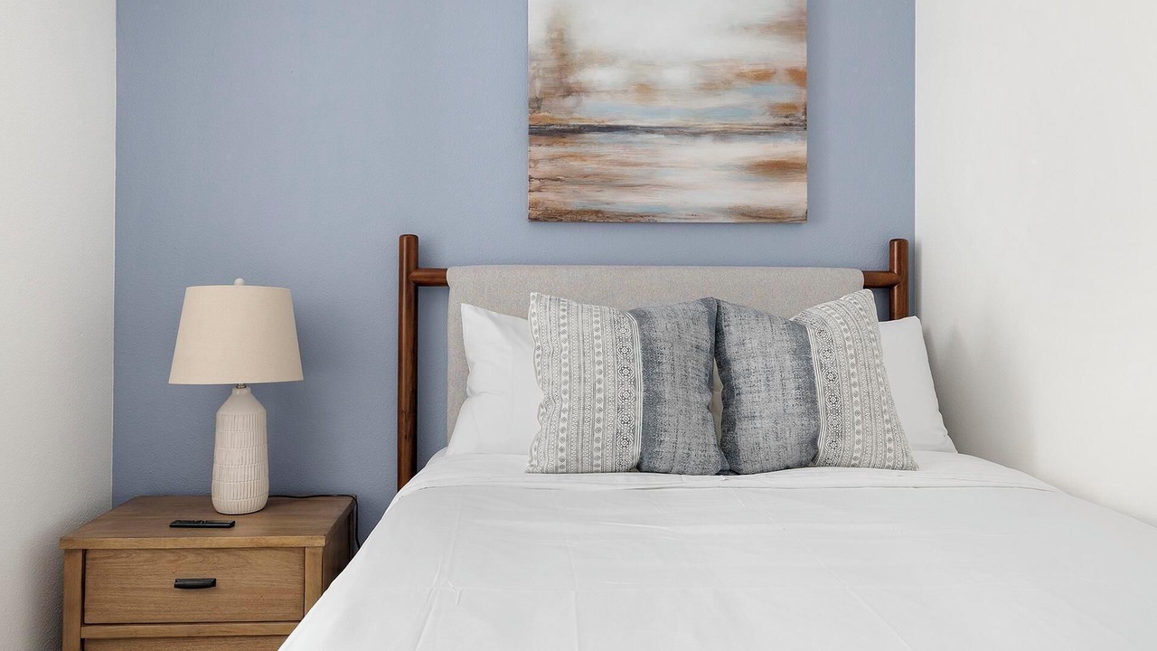 Photo of Bedroom in Central Arlington