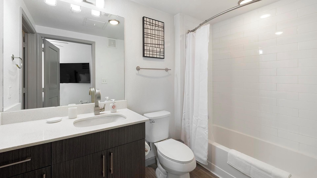 Photo of Bathroom in Central Arlington