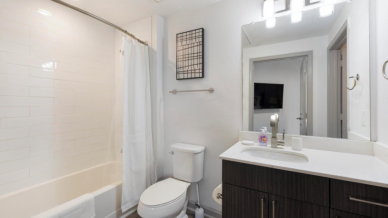 Photo of Bathroom in Central Arlington