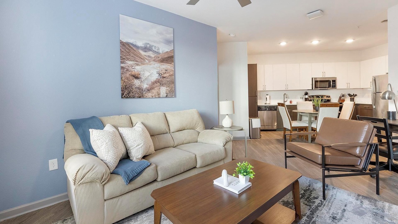 Photo of Livingroom in Central Arlington