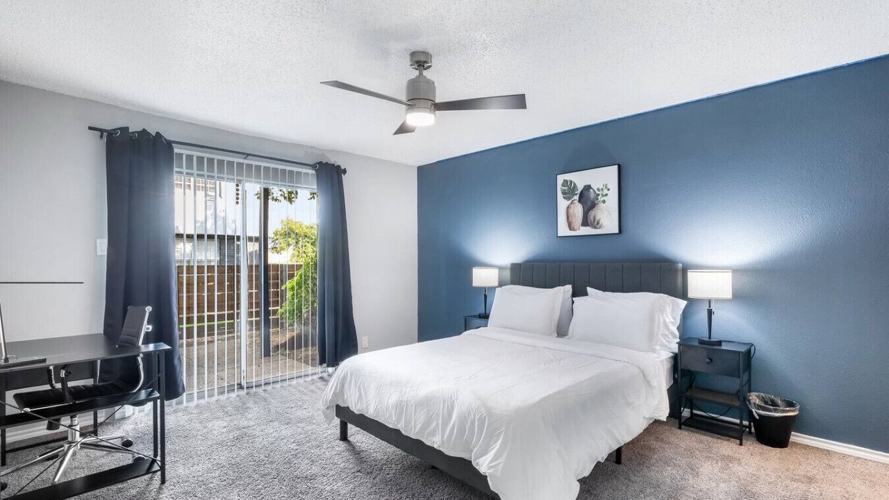 Photo of Bedroom in Central Arlington