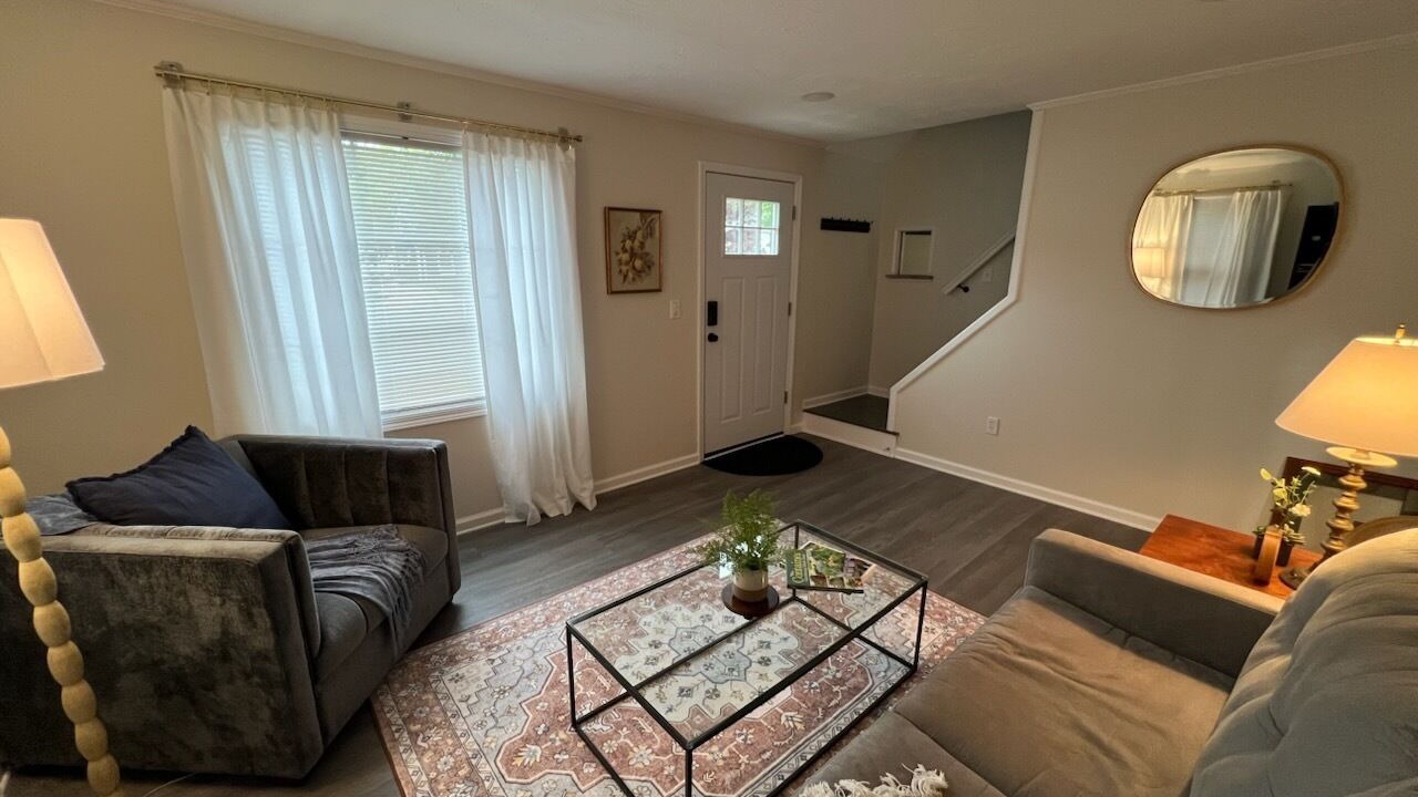 Photo of Livingroom in Avon Lake