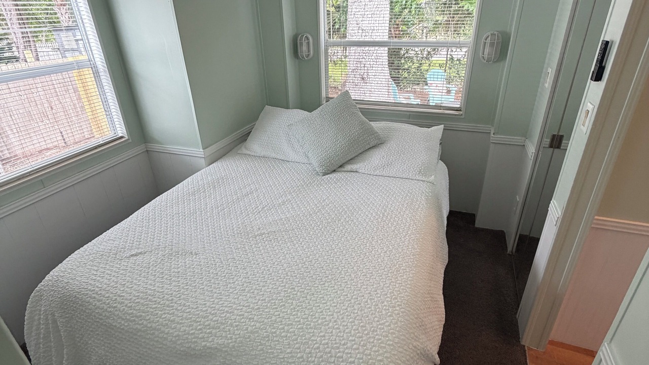 Photo of Bedroom in Homosassa