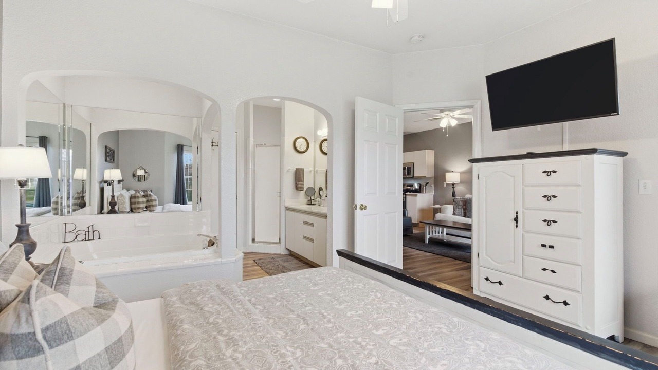 Photo of Bedroom in Branson