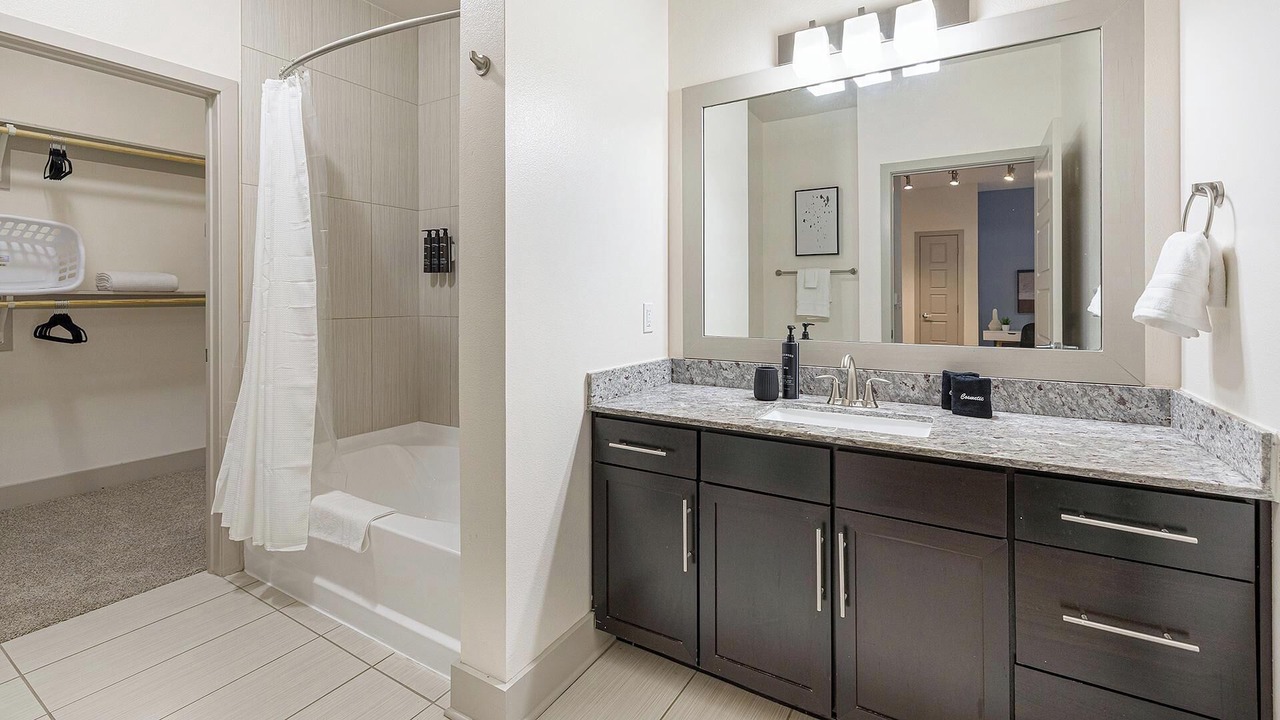 Photo of Bathroom in West Dallas