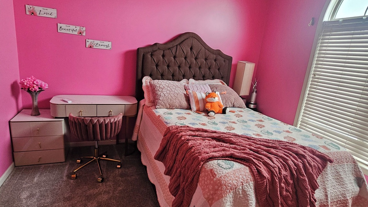 Photo of Bedroom in Lee's Summit