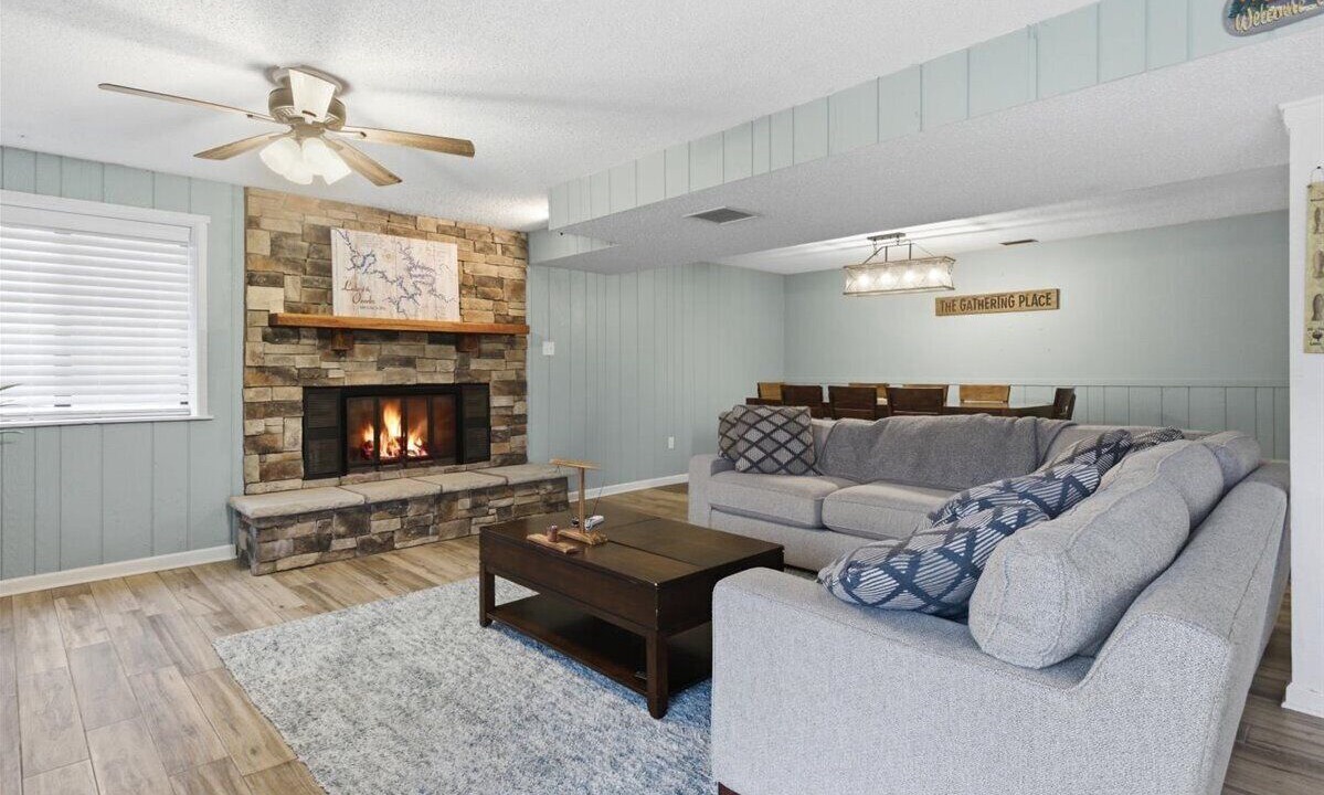 Photo of Livingroom in Lake of the Ozarks