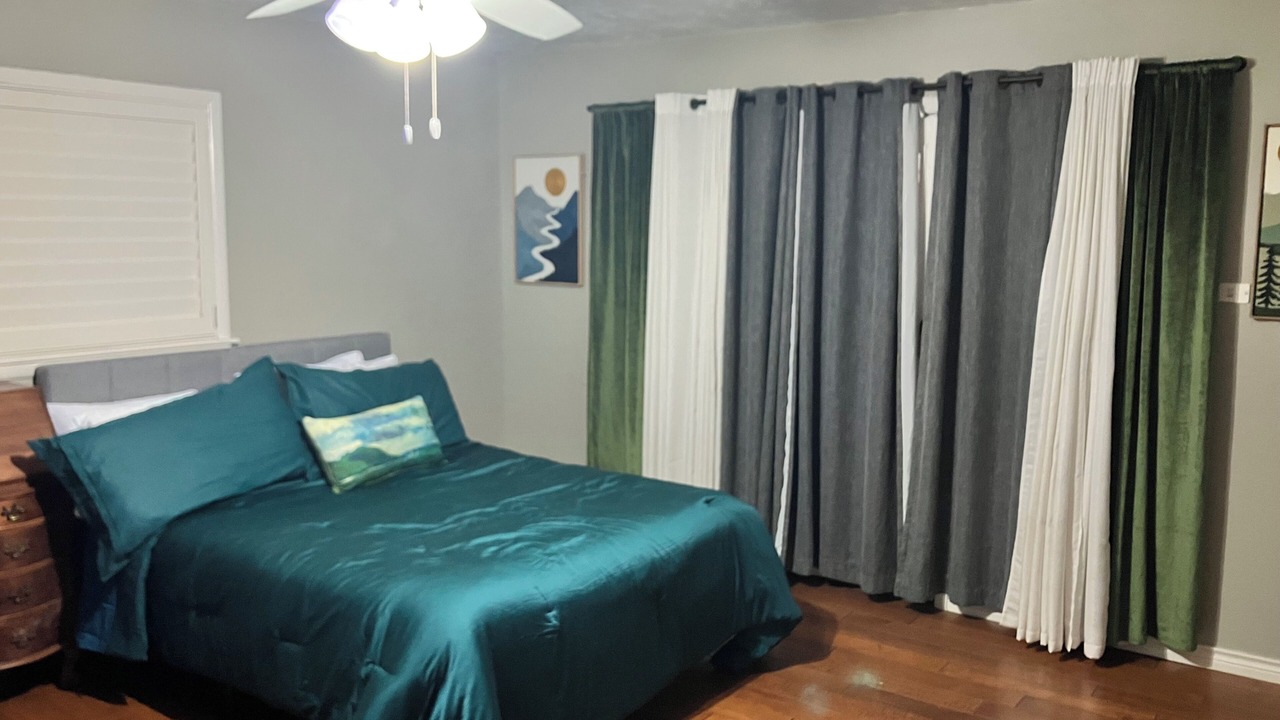 Photo of Bedroom in Midland