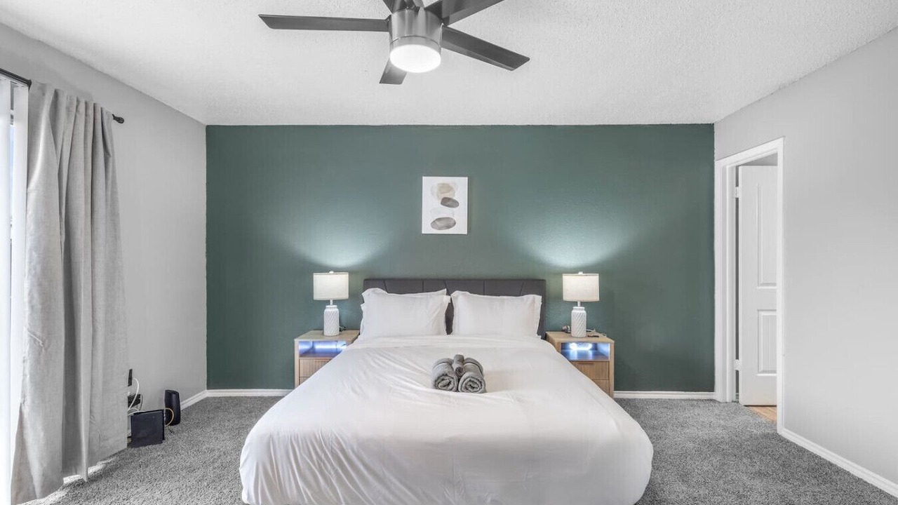 Photo of Bedroom in Central Arlington
