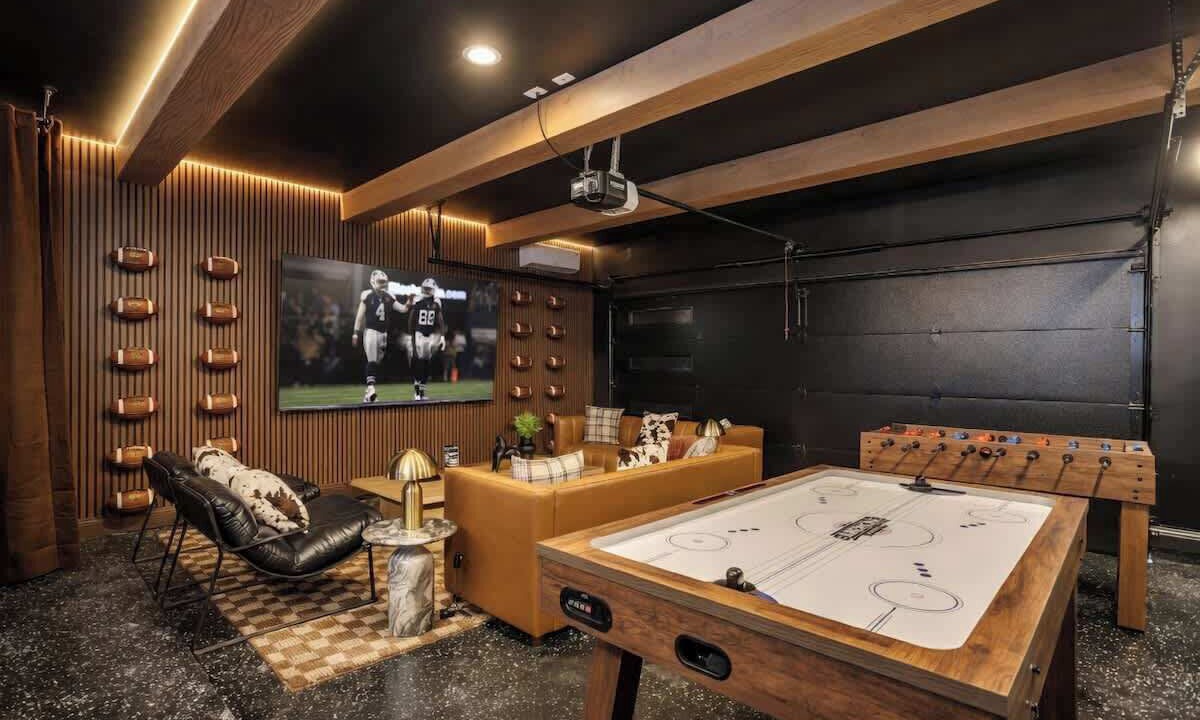 Photo of Bedroom in Central Arlington
