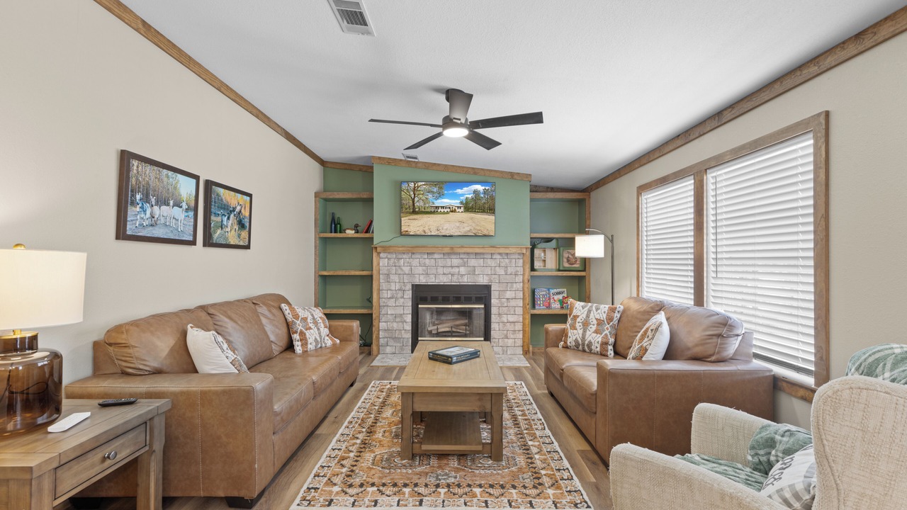 Photo of Livingroom in Monticello