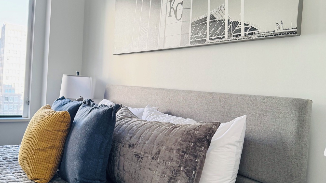 Photo of Bedroom in Downtown Kansas City