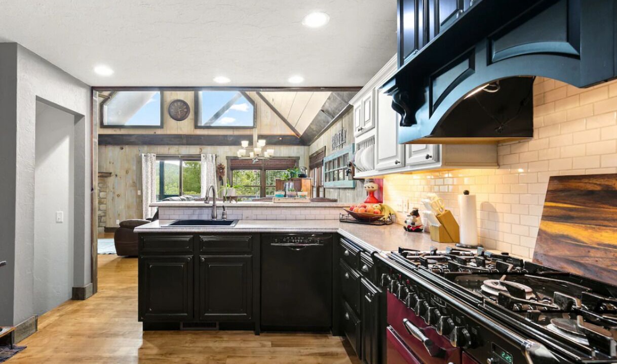 Photo of Kitchen in Lampe