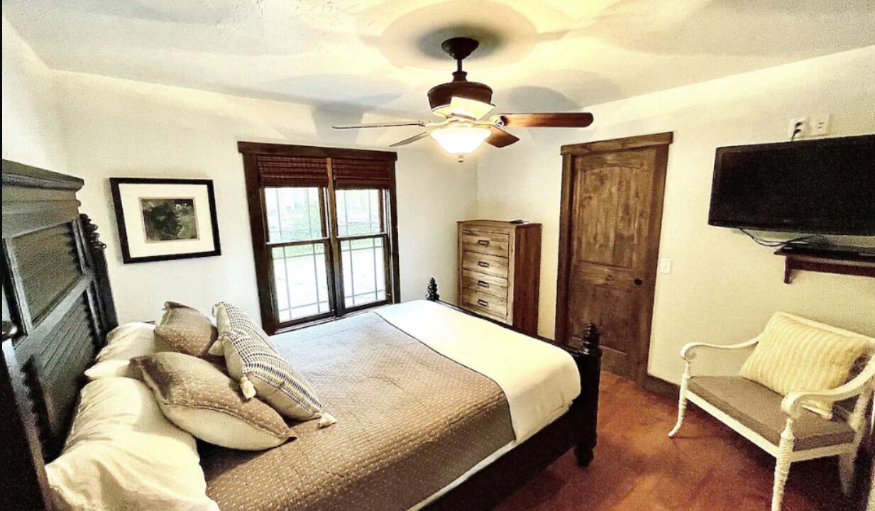 Photo of Bedroom in Lampe
