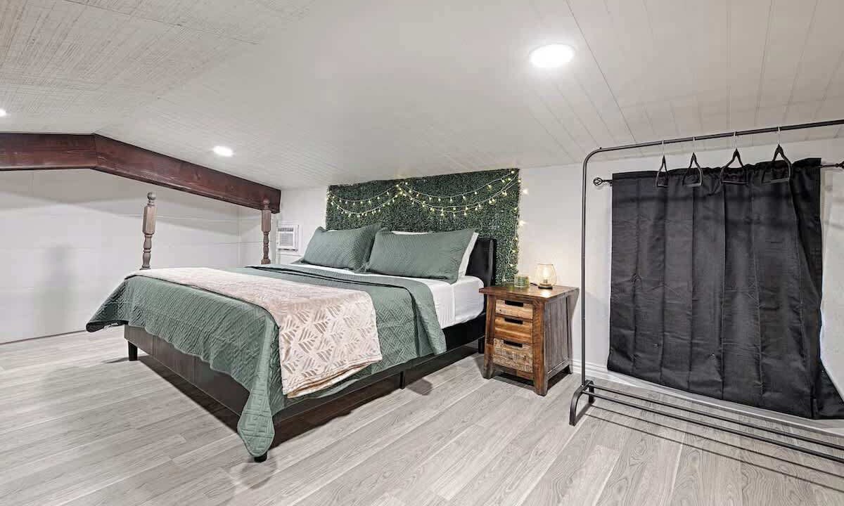 Photo of Bedroom in Azle