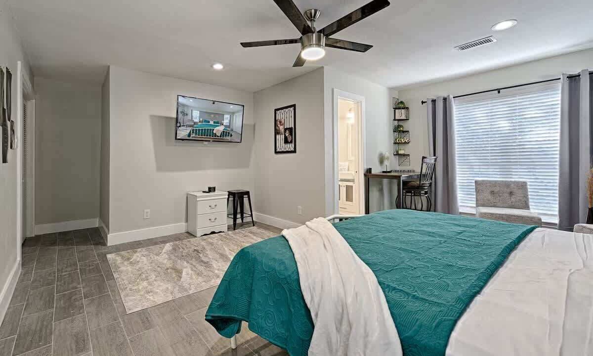 Photo of Bedroom in Azle