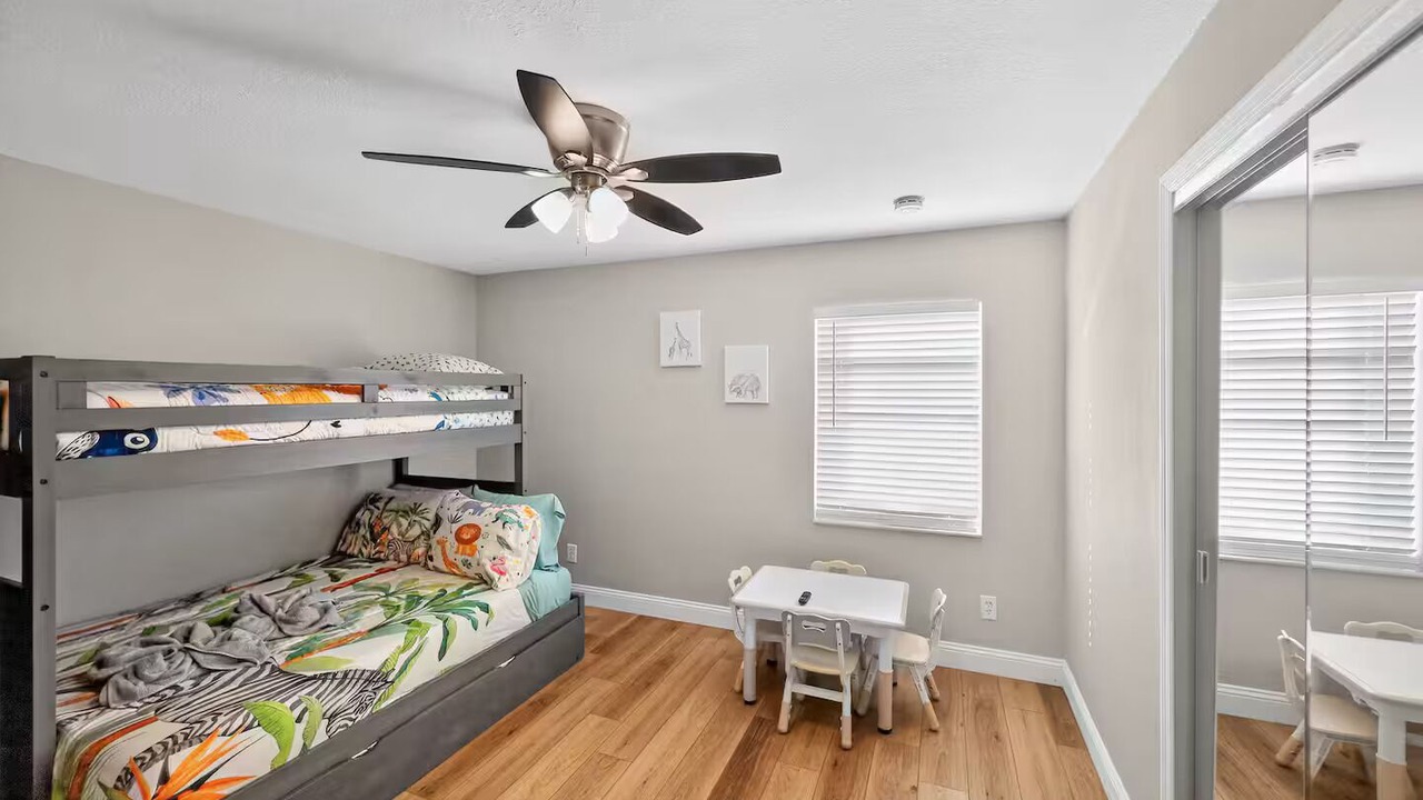 Photo of Bedroom in Temple Crest