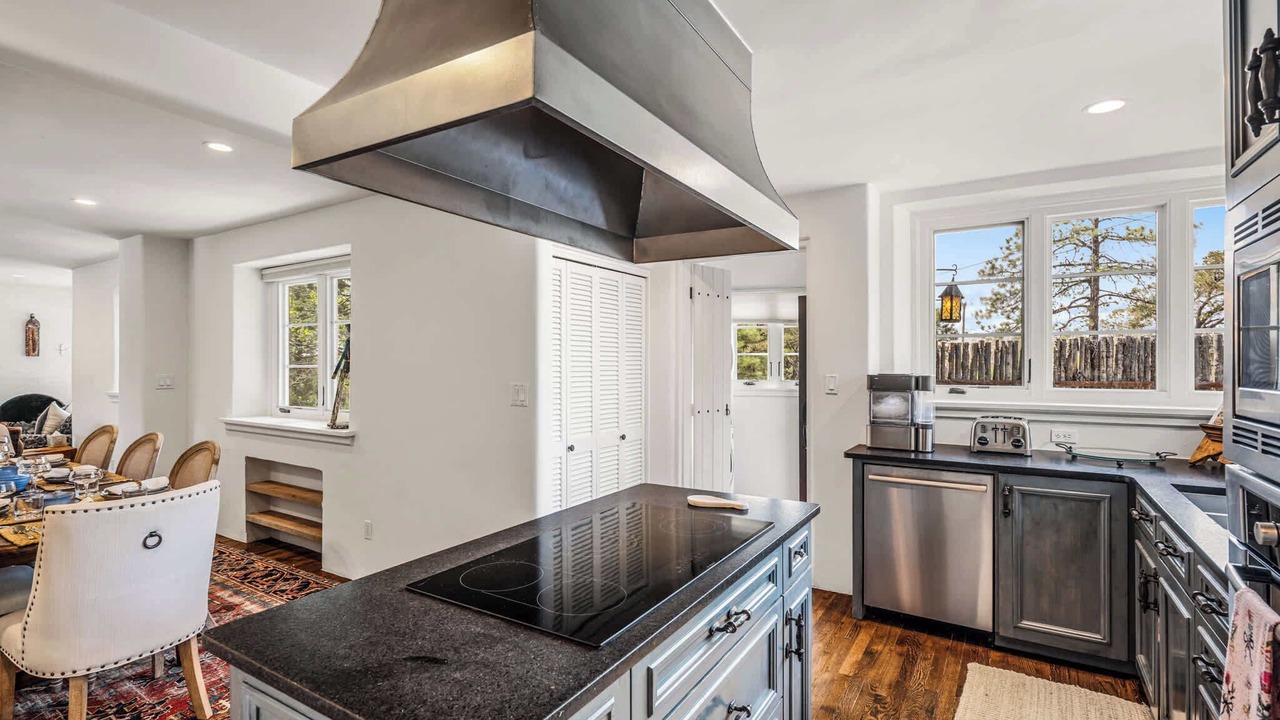 Photo of Kitchen in Northeast Santa Fe