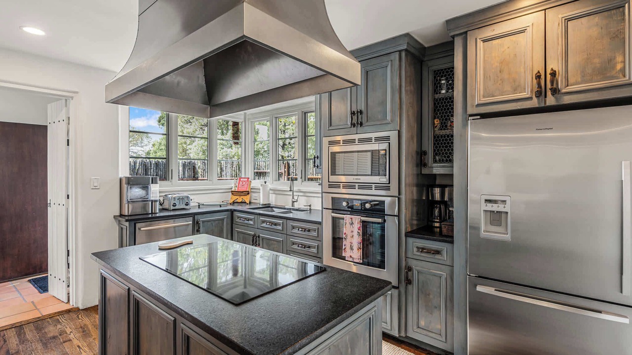 Photo of Kitchen in Northeast Santa Fe