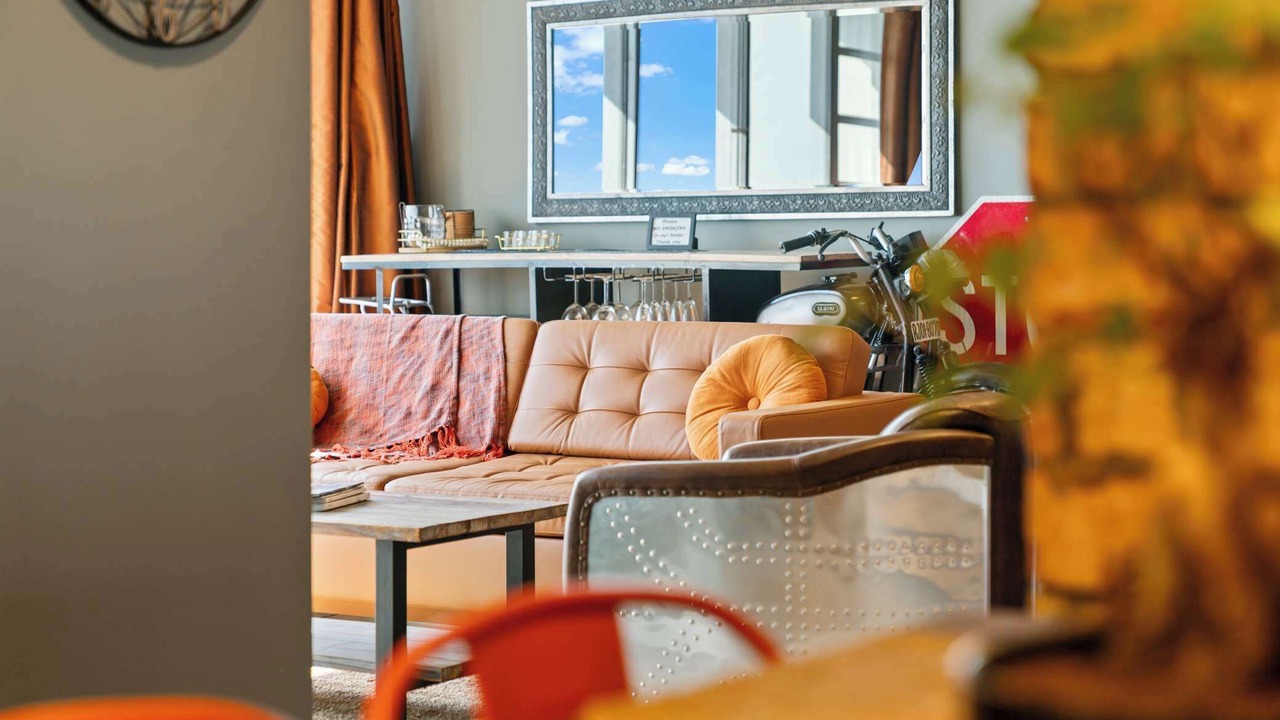 Photo of Bedroom in Downtown Hollywood