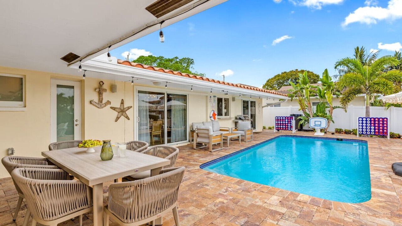 Photo of Outdoor in Coral Ridge Isles