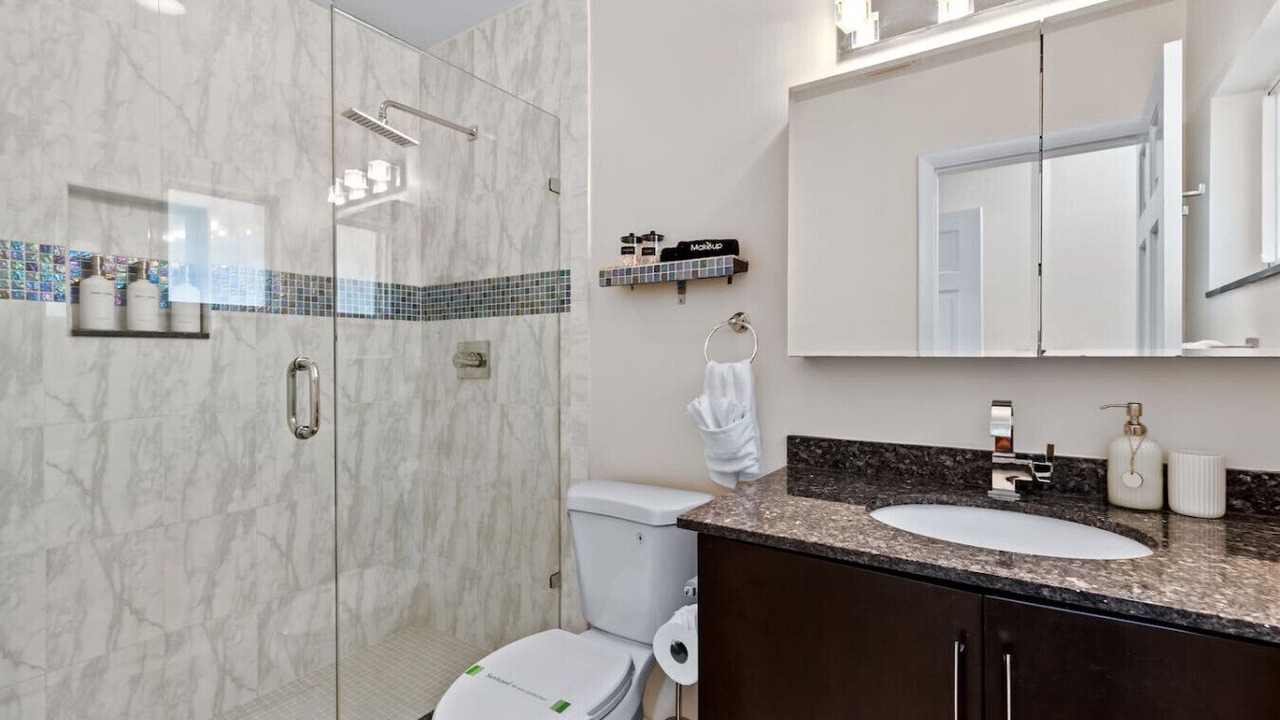 Photo of Bathroom in Coral Ridge Isles
