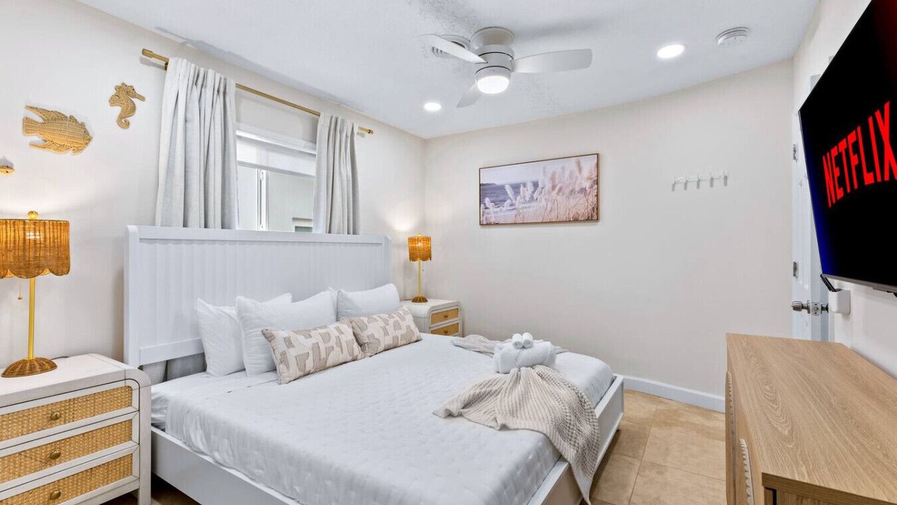 Photo of Bedroom in Coral Ridge Isles
