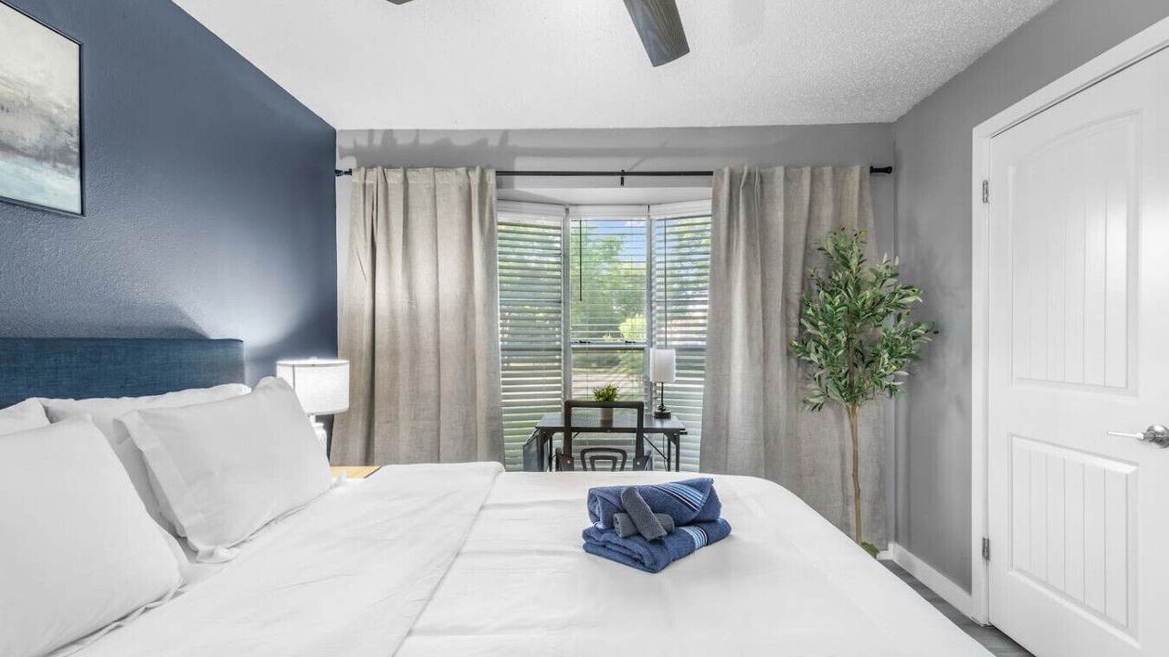 Photo of Bedroom in Central Arlington