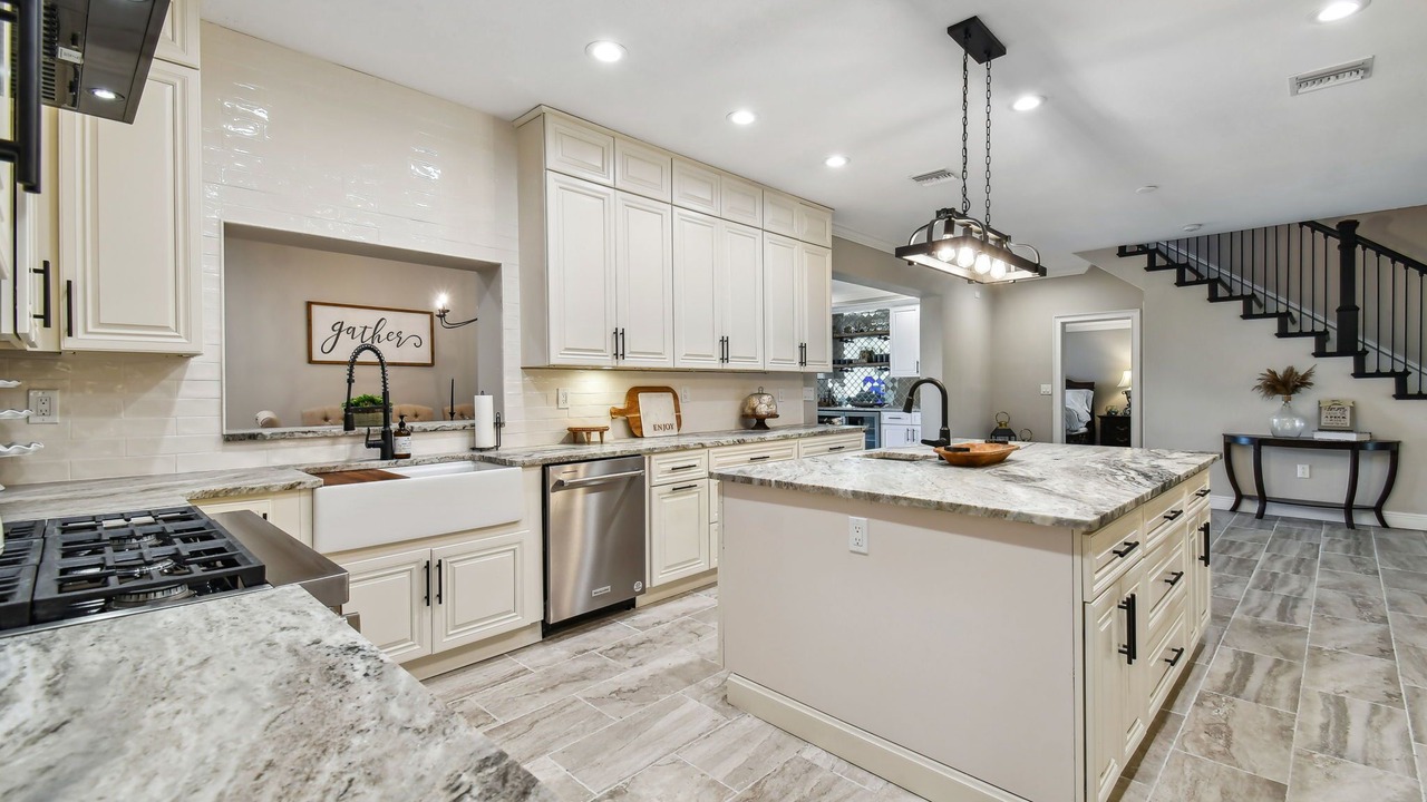 Photo of Kitchen in Lake Magdalene