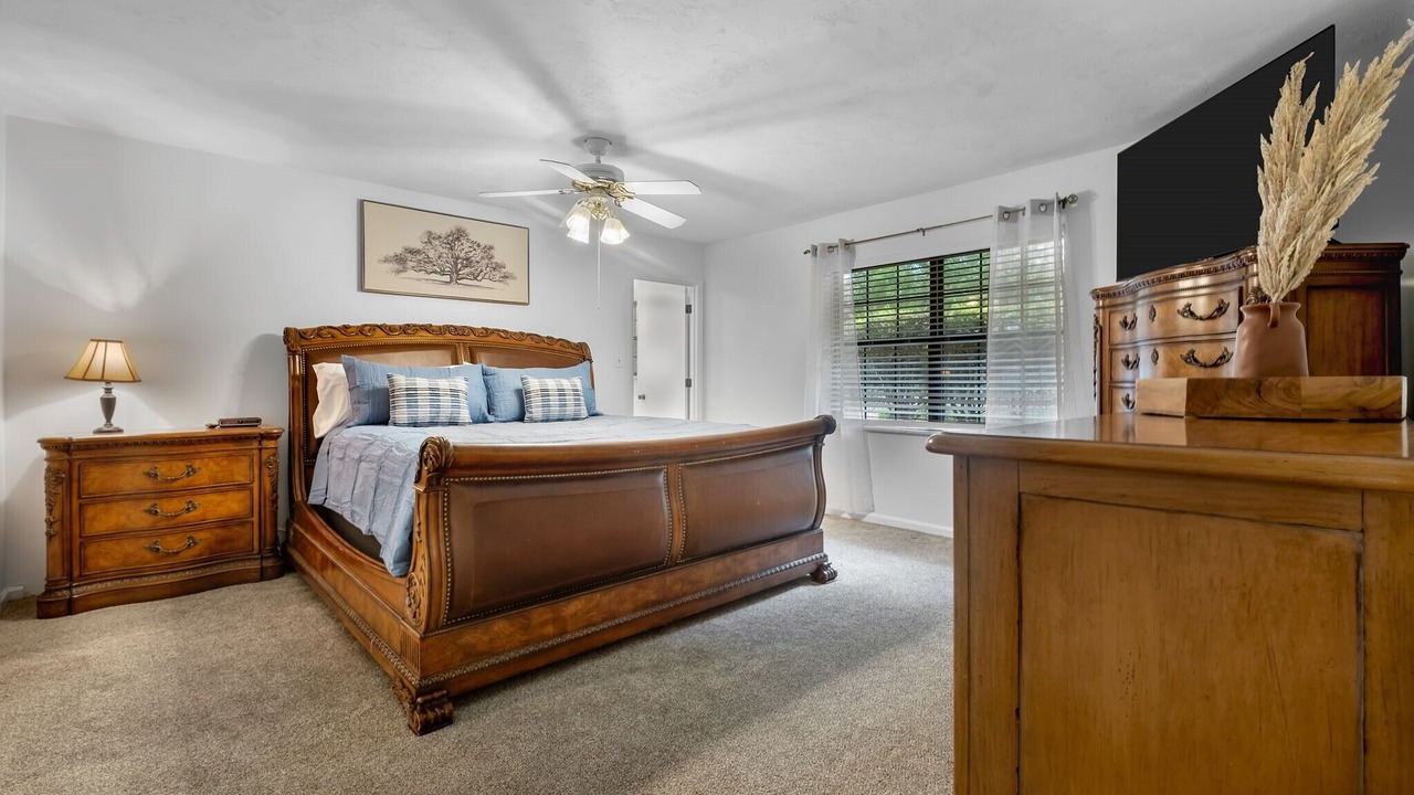 Photo of Bedroom in Killearn Estates