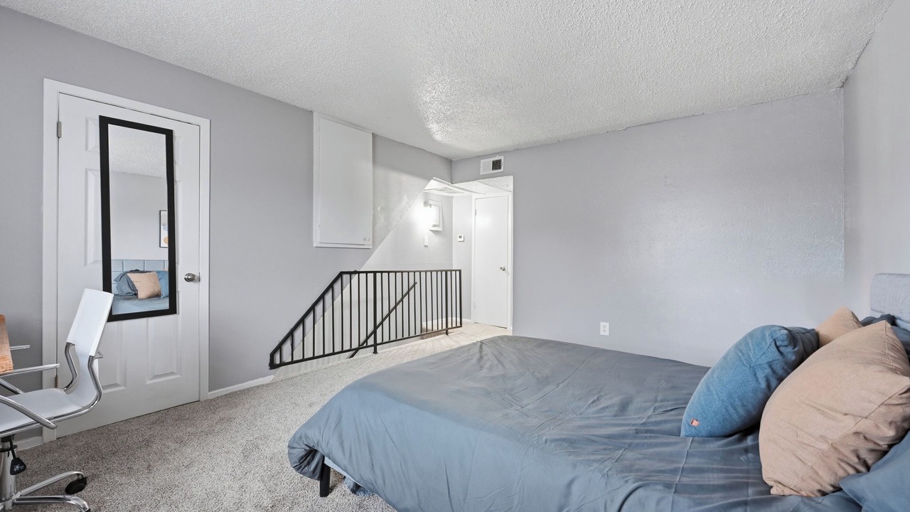 Photo of Bedroom in South Arlington