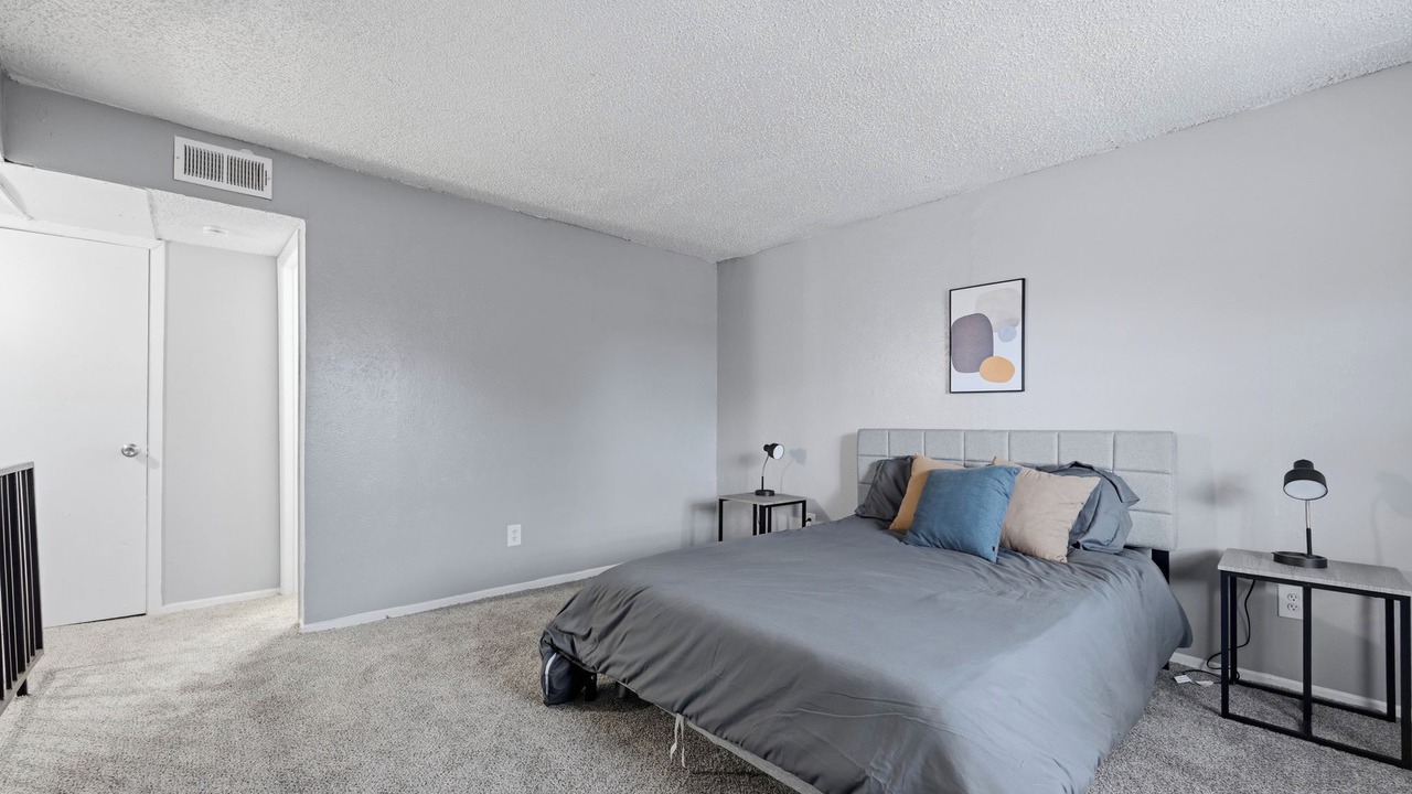 Photo of Bedroom in South Arlington