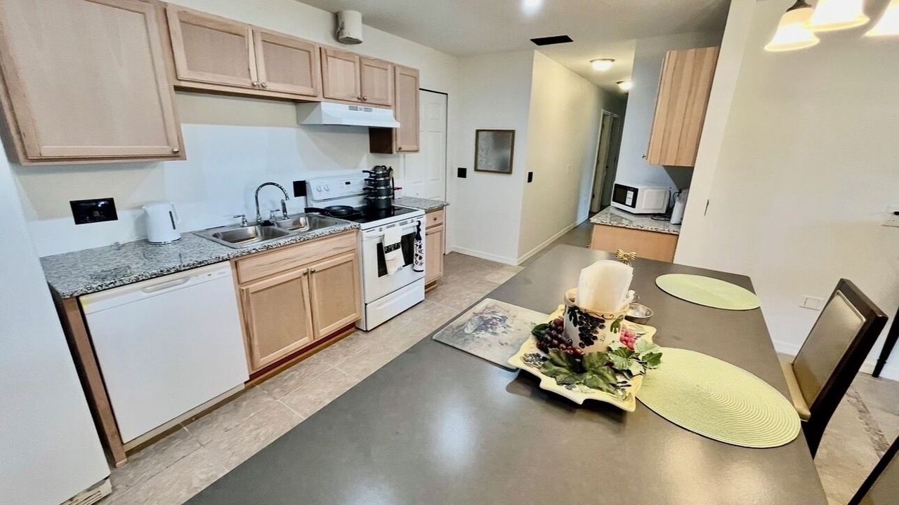 Photo of Kitchen in Gulf Coast Acres