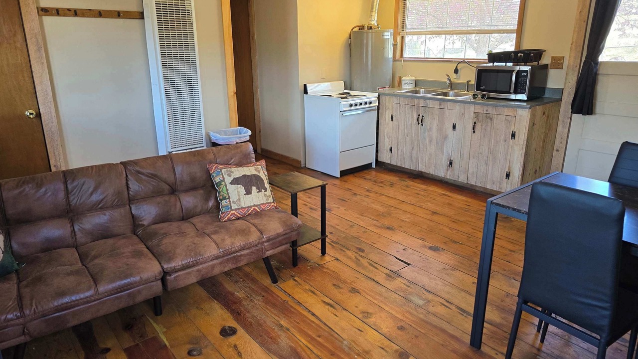 Photo of Livingroom in Howard