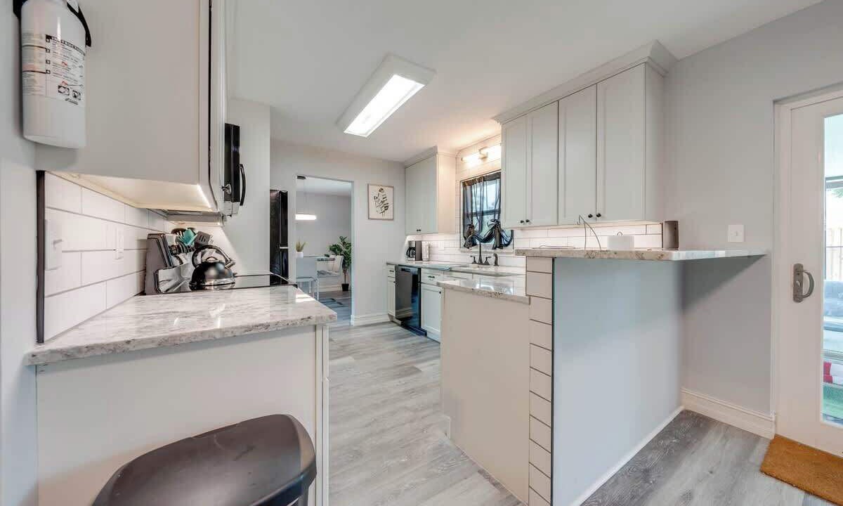 Photo of Kitchen in Oak Ridge