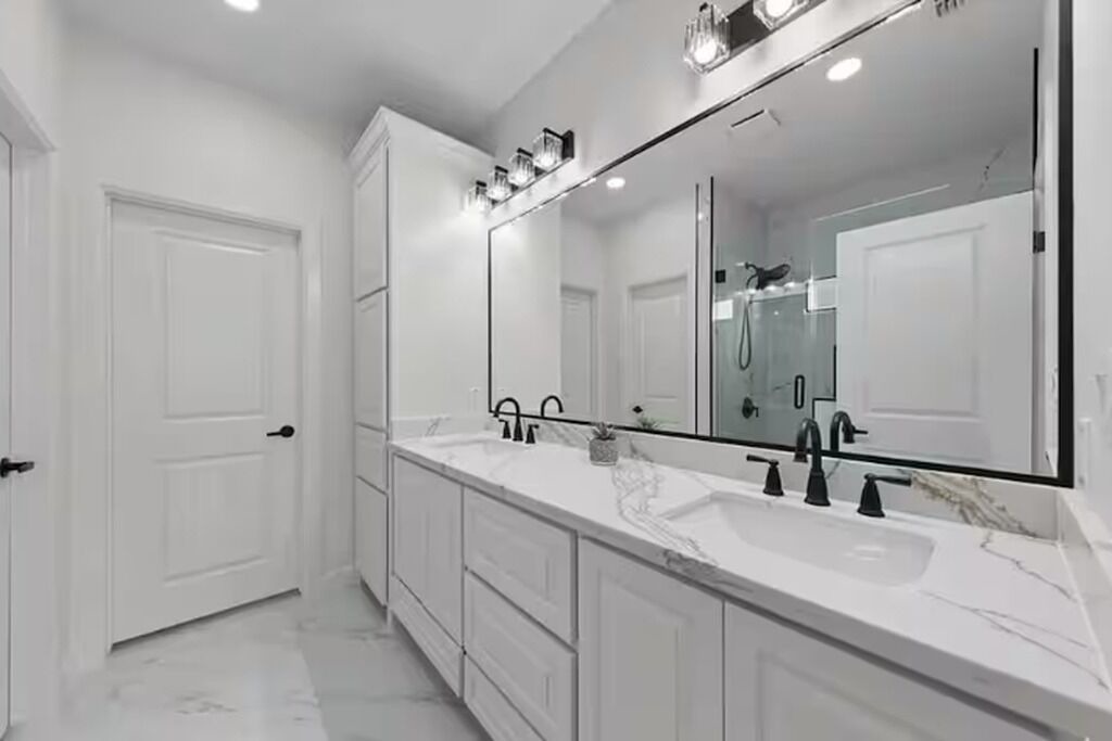 Photo of Bathroom in Weslaco