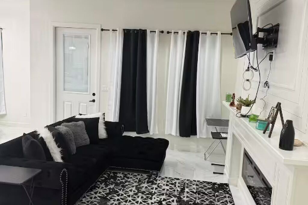 Photo of Livingroom in Weslaco