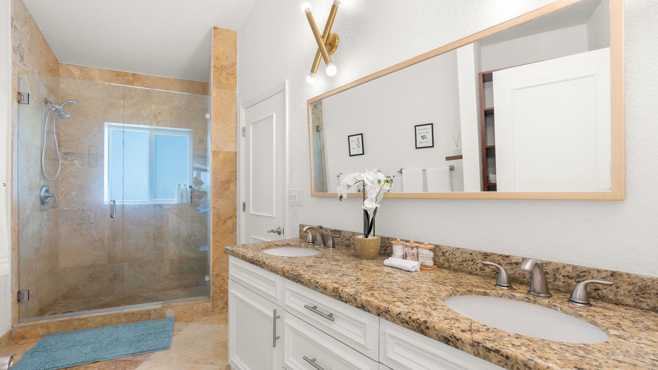 Photo of Bathroom in Coral Ridge
